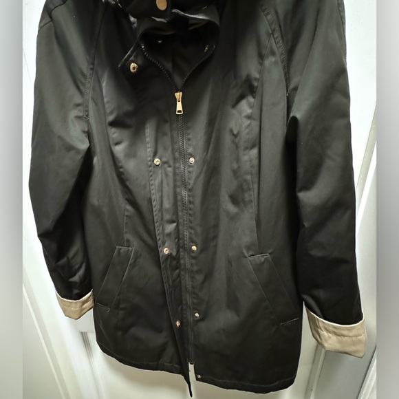 NWOT Jones New York beautiful women’s Raincoat with hood, size L, fully lined - Picture 9 of 12